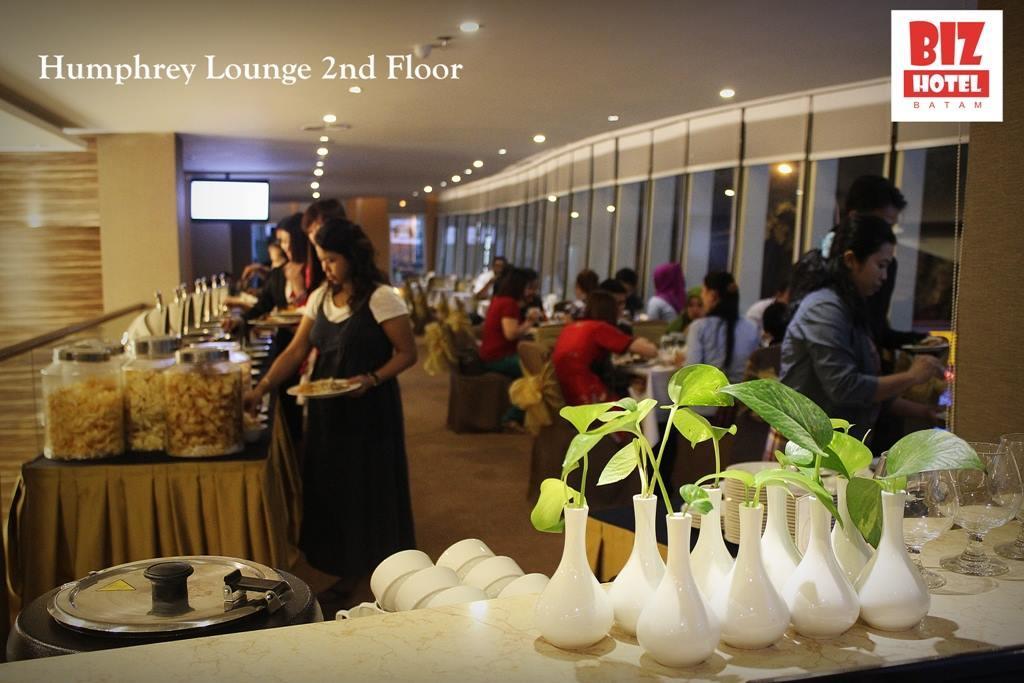 Biz Hotel Batam Nagoya Exterior photo